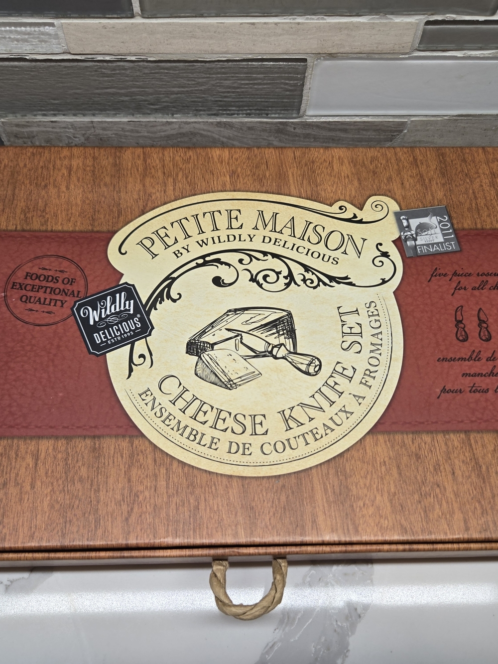 Delicious Petite Maison Cheese Knife Set